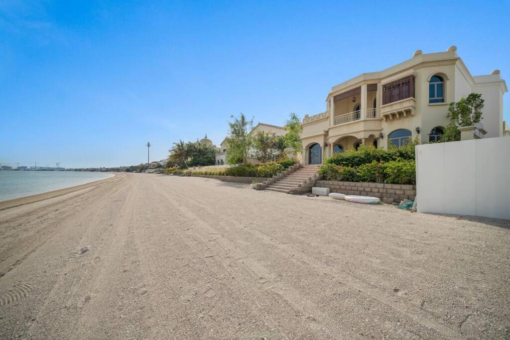 Beachfront For 10 Guests With Full Kitchen & View * Dubai