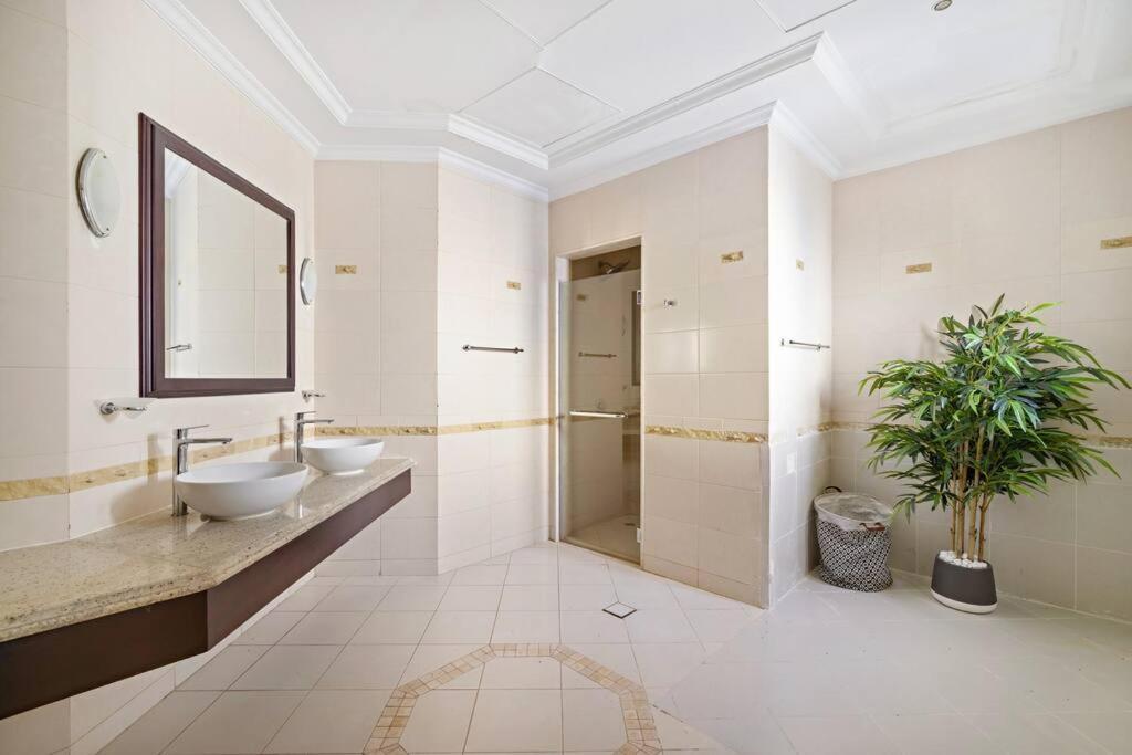 Villa First Class Private Retreat In Paradise
